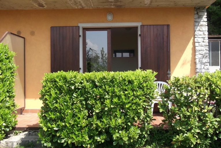 Terrace/patio 3, Villa Girasole B&B, Verona