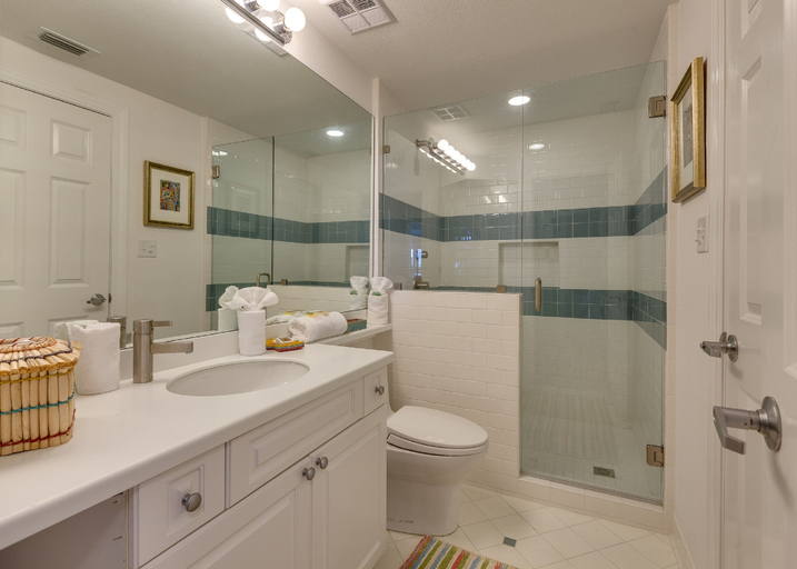 Bathroom 3, Admirals Quarters by Wyndham Vacation Rentals, Baldwin