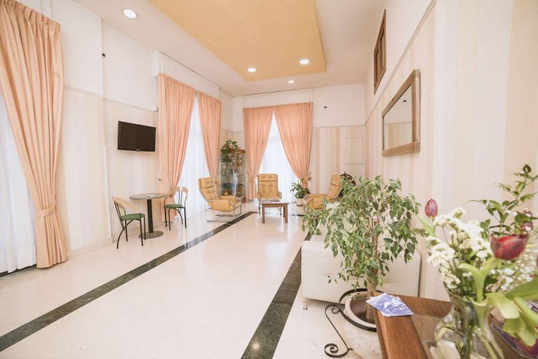 Others 1, Hotel De Rosa, Salerno