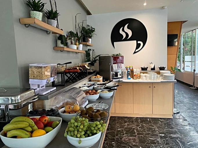 Food & Drinks 5, CITY PLUS RHODES HOTEL, South Aegean