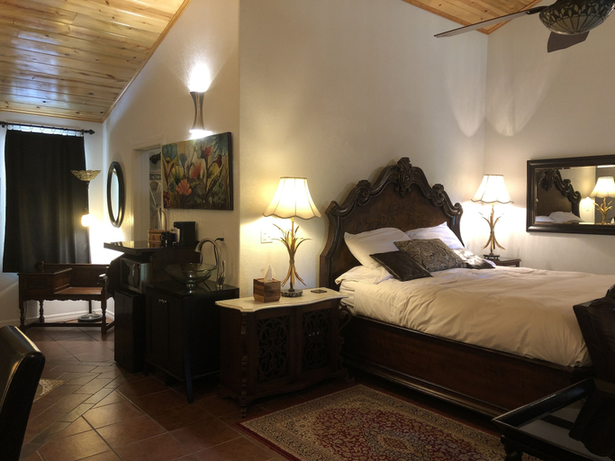 Bedroom 2, Echo Canyon Spa Resort (Adults Only), Murray