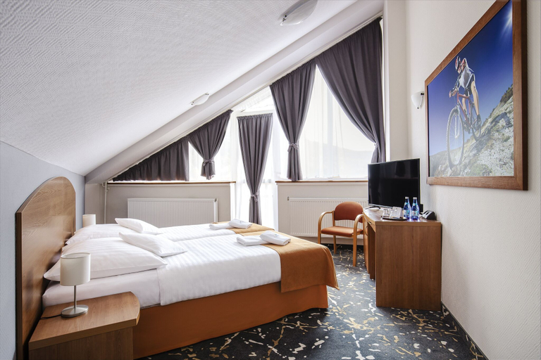 Bedroom 5, Interferie Aquapark Sport Hotel Malachit, Lubań