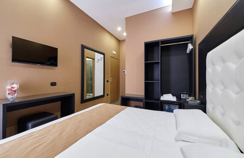 Bedroom 3, Sweet Central Hotel, Caserta