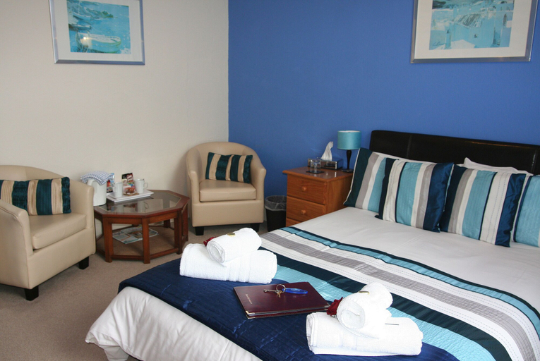 Bedroom 2, The Swiss Cottage, Shanklin, Isle of Wight