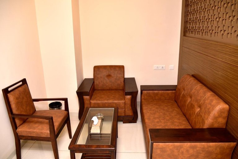 Others 5, Aloka Stay Inn, Vellore