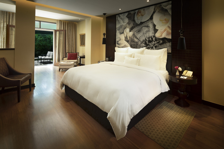 Bedroom 12