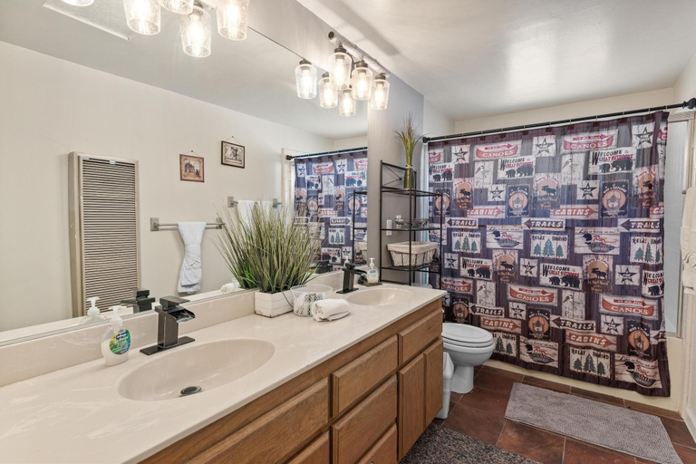 Bathroom 4, 112 - Moonridge Bear Mountain Cabin, San Bernardino