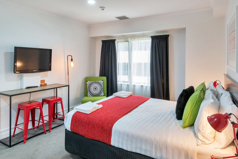 Bedroom 3, Idyllic City Studio Air-Con & Wifi, Waitakere