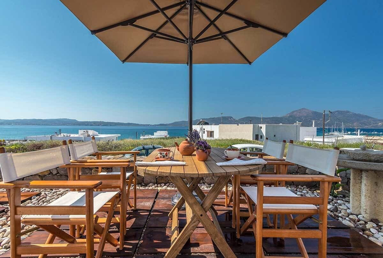 Food & Drinks 4, The Millers House Adamas Sea View, South Aegean