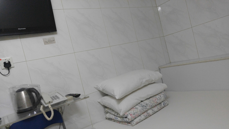 Others 4, Mei Wah Guesthouse, Kowloon