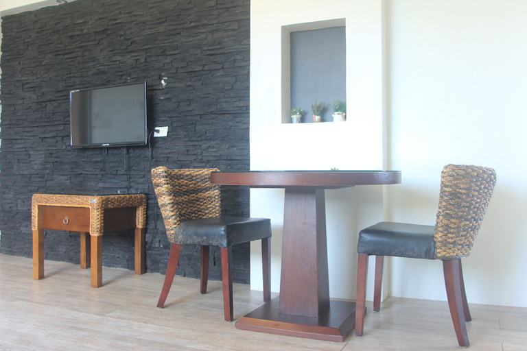 Others 5, Karis Villa, Saipan