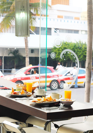 Food & Drinks 5, Nû Hotel, Medellín