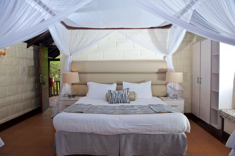 Bedroom 4, Great Rift Valley Lodge and Golf Resort, Gilgil