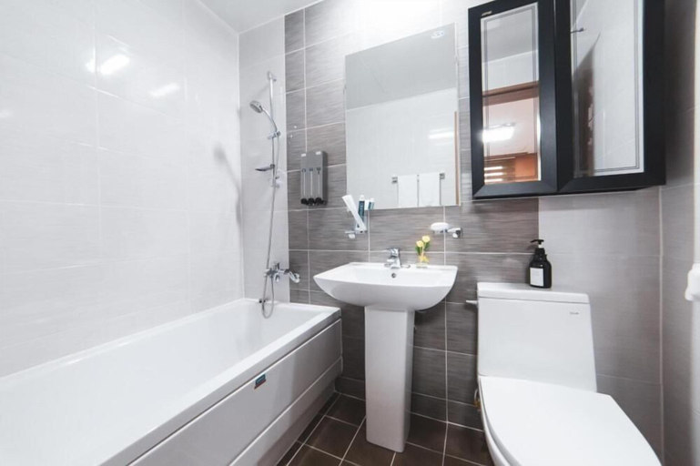 Bathroom 3, Suncheon Hotel Castle, Suncheon