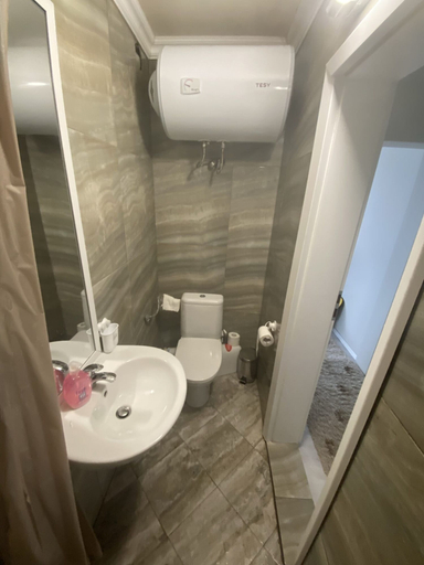 Bathroom 3, Clock Apartments, Nesebar