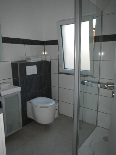 Bathroom 4, Luxus Apartment Zaubersee, Rheinisch-Bergischer Kreis