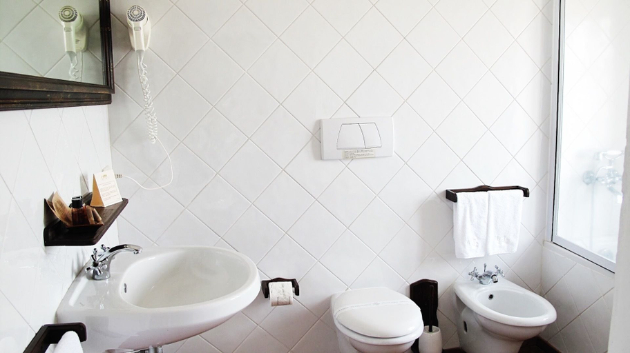 Bathroom 5, Tenuta Fattoria Vecchia, Grosseto