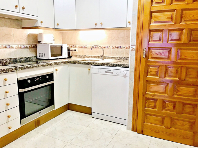 Others 5, Robert's Apartment 2, Alicante