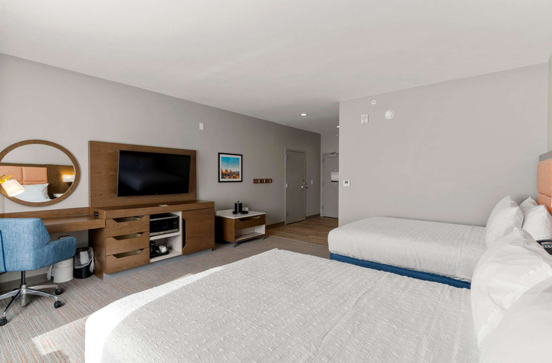 Bedroom 4, Hampton Inn Colorado Springs Northeast, El Paso