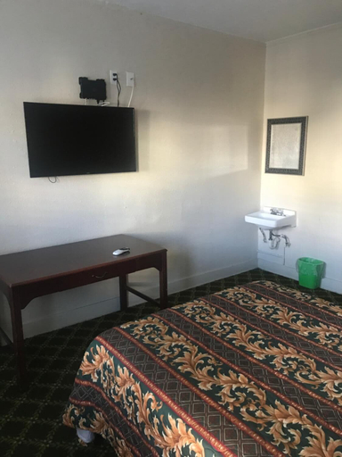 Bedroom 4, West Inn Hollywood La, Los Angeles