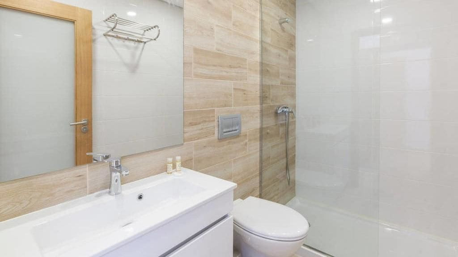 Bathroom 4, Central Suites, São João da Madeira