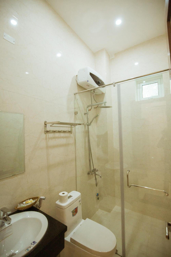 Bathroom 3, Tuyet Suong Villa Hotel, Quảng Ngãi