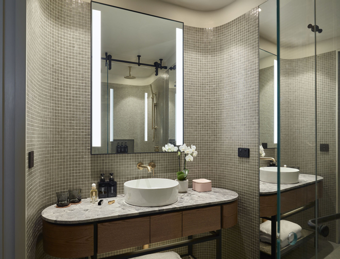 Bathroom 5