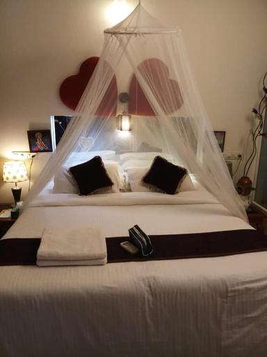 Bedroom 2, Heavenly Homestay, Ernakulam