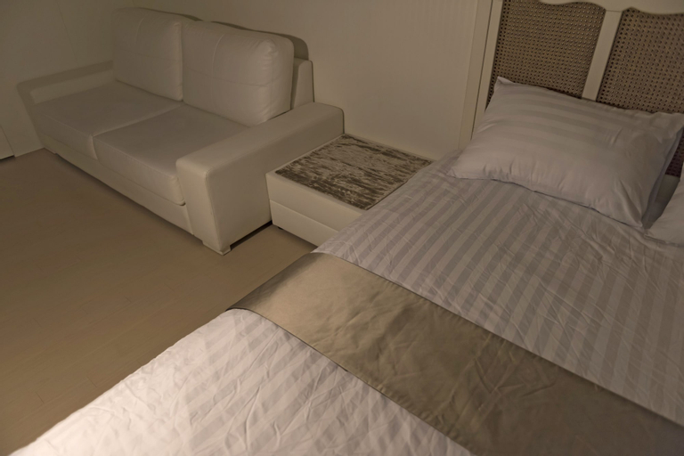 Bedroom 5, Galaxy Gangnam 1, Gangnam