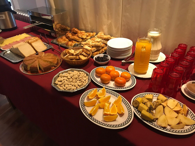 Food & Drinks 4, Hotel Riviera, Santa María