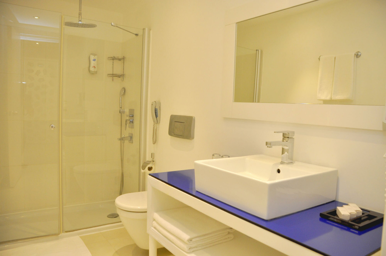 Bathroom 5, Costa Luvi Hotel - All Inclusive, Bodrum