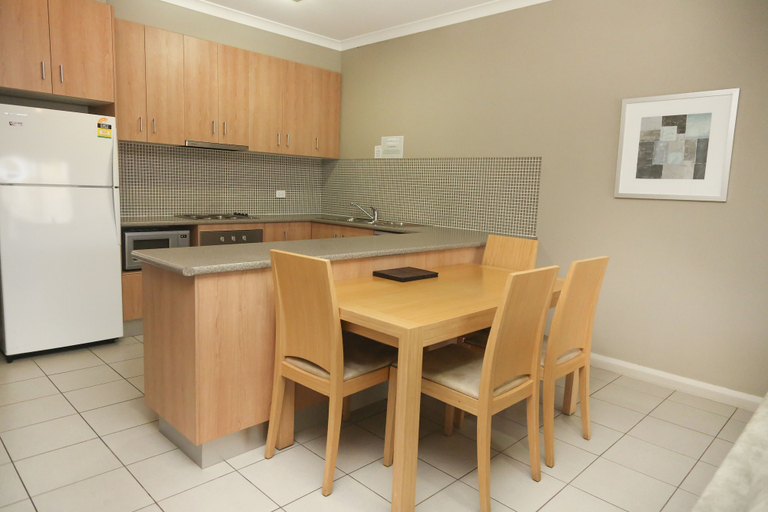 Others 4, Centrepoint Apartments, Griffith