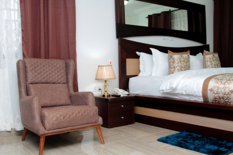 Bedroom 2, Grace Garden Hotel, Shama Ahanta East