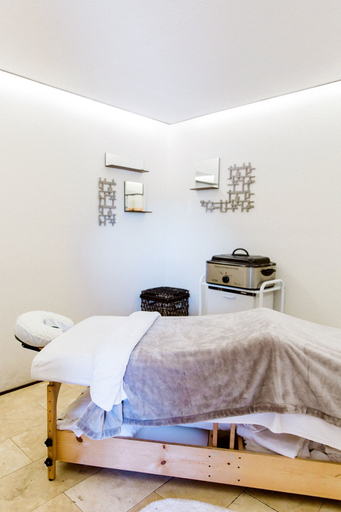 Bedroom 3, Hillside Boutique Hotel, Medina