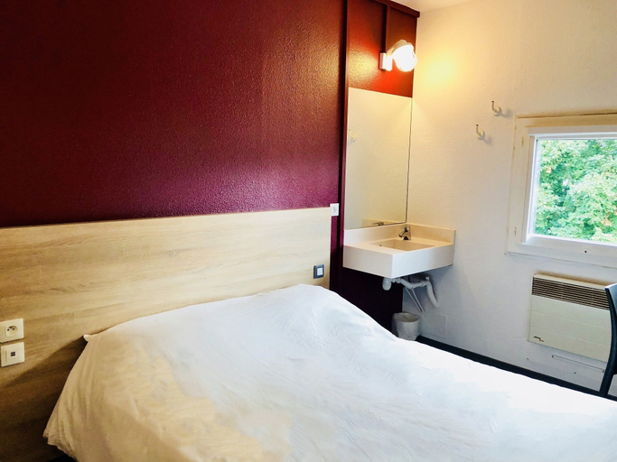 Bedroom 3, HotelF1 Geneve Ferney Airport, Ain