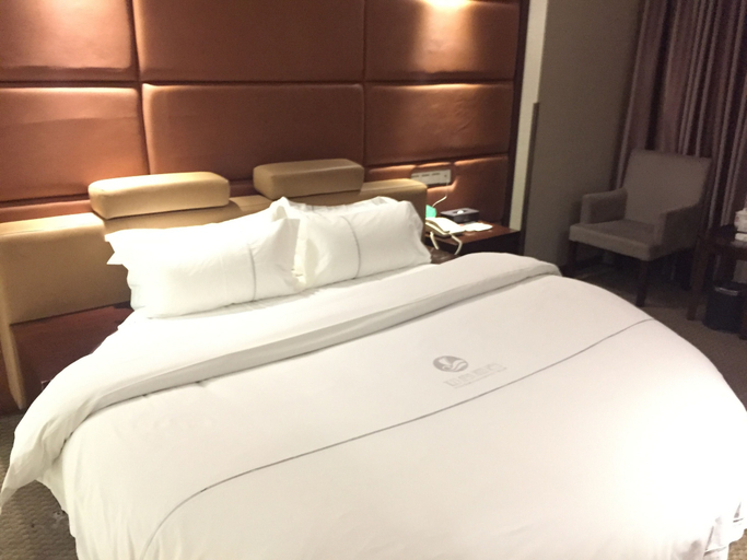 Bedroom 2, Huangpu Hotel, Guangzhou