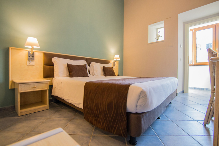 Bedroom 3, Hotel Soleluna, Napoli