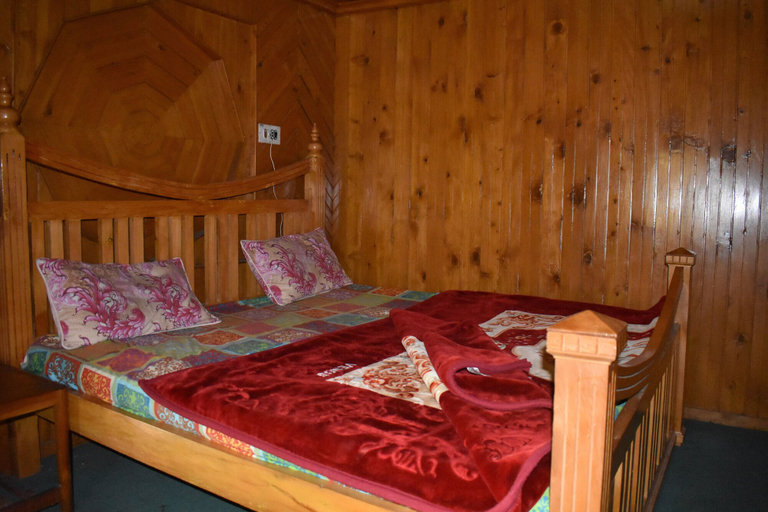 Bedroom 3, Heaven Rose Hotel & Restaurant Old, Hazara