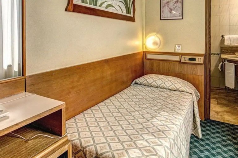 Bedroom 2, Hotel Europa, Florence