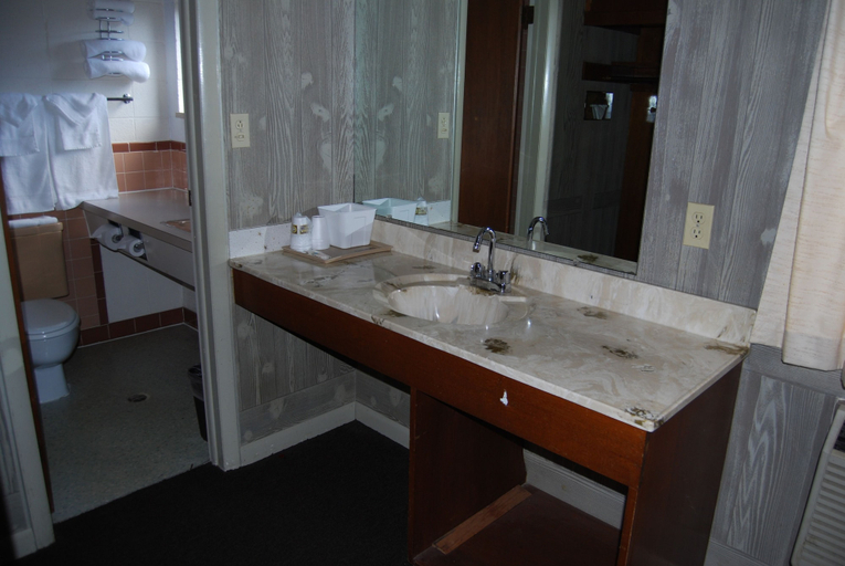 Bathroom 5, Budget Host 254 Inn Loveland, Larimer