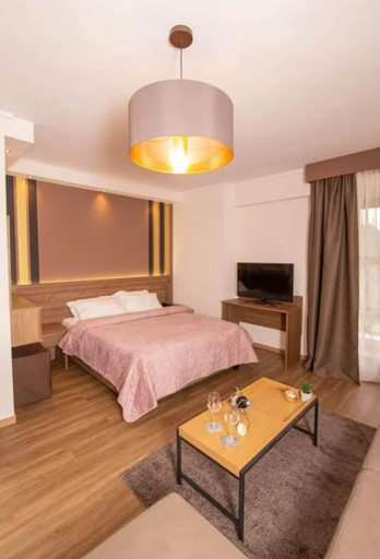Bedroom 4, Mont Helmos, West Greece