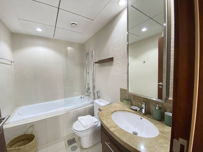 Bathroom 3, Lux BnB Standpoint Towers Burj & Fountain Views, Dubai