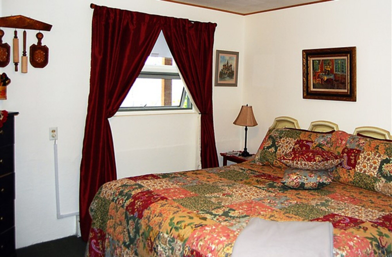 Bedroom 3, Anchorage Walkabout Town B&B, Anchorage