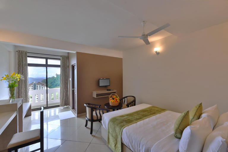 Bedroom 2, Tea Castle Munnar, Idukki