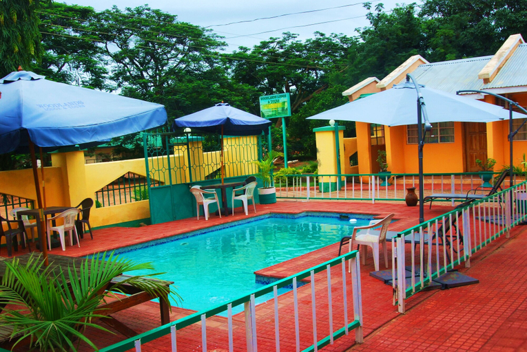 Sport & Beauty 5, Woodlands Lodge & Tours, Livingstone