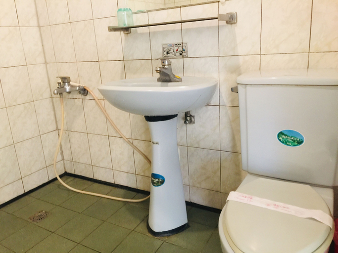 Bathroom 3, Da Tan Mountain Villa, Pingtung