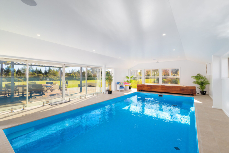 Sport & Beauty 4, The Meadows Villa, Christchurch