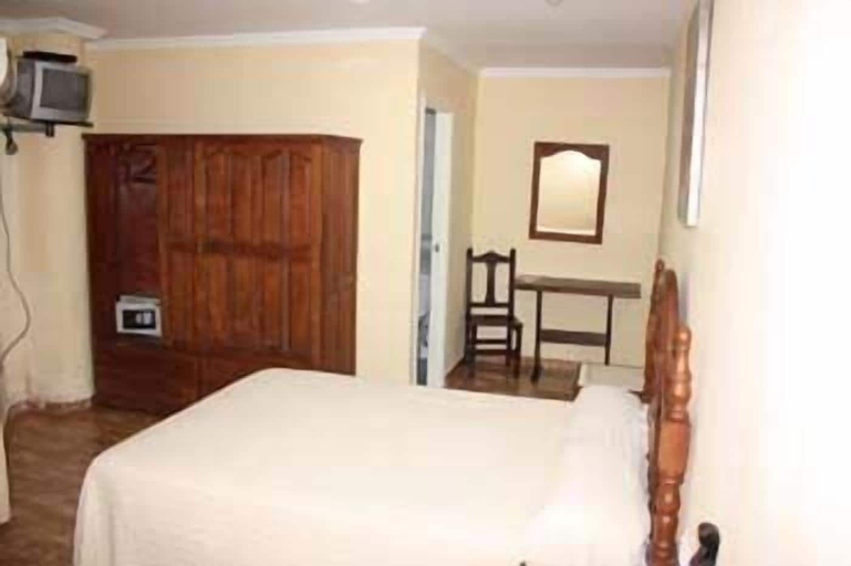 Bedroom 2, Hotel Manantiales, Málaga