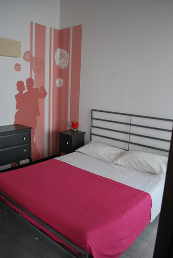 Bedroom 2, Casale Papa, Ancona
