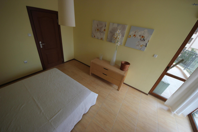 Bedroom 3, Menada Amadeusz 1 Apartments, Nesebar